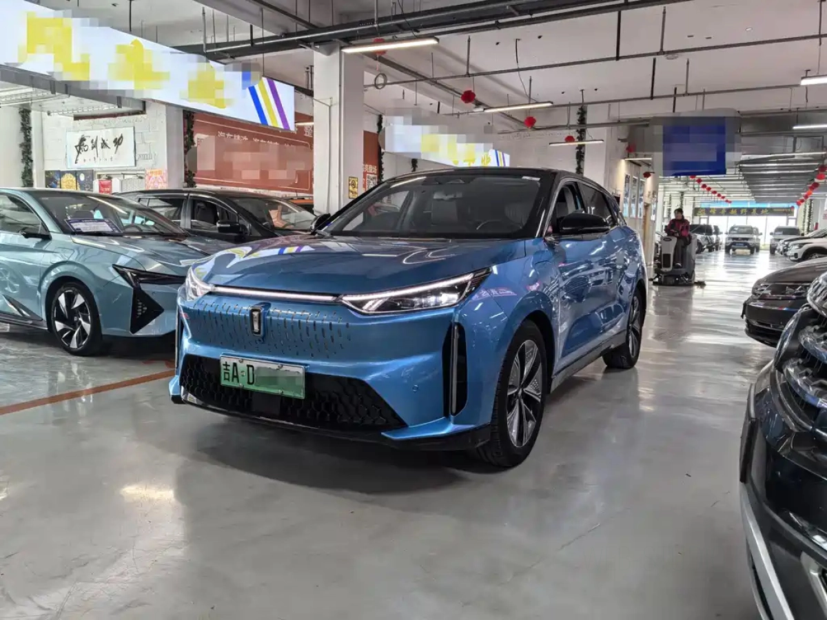 FAW BESTUNE E01  2023