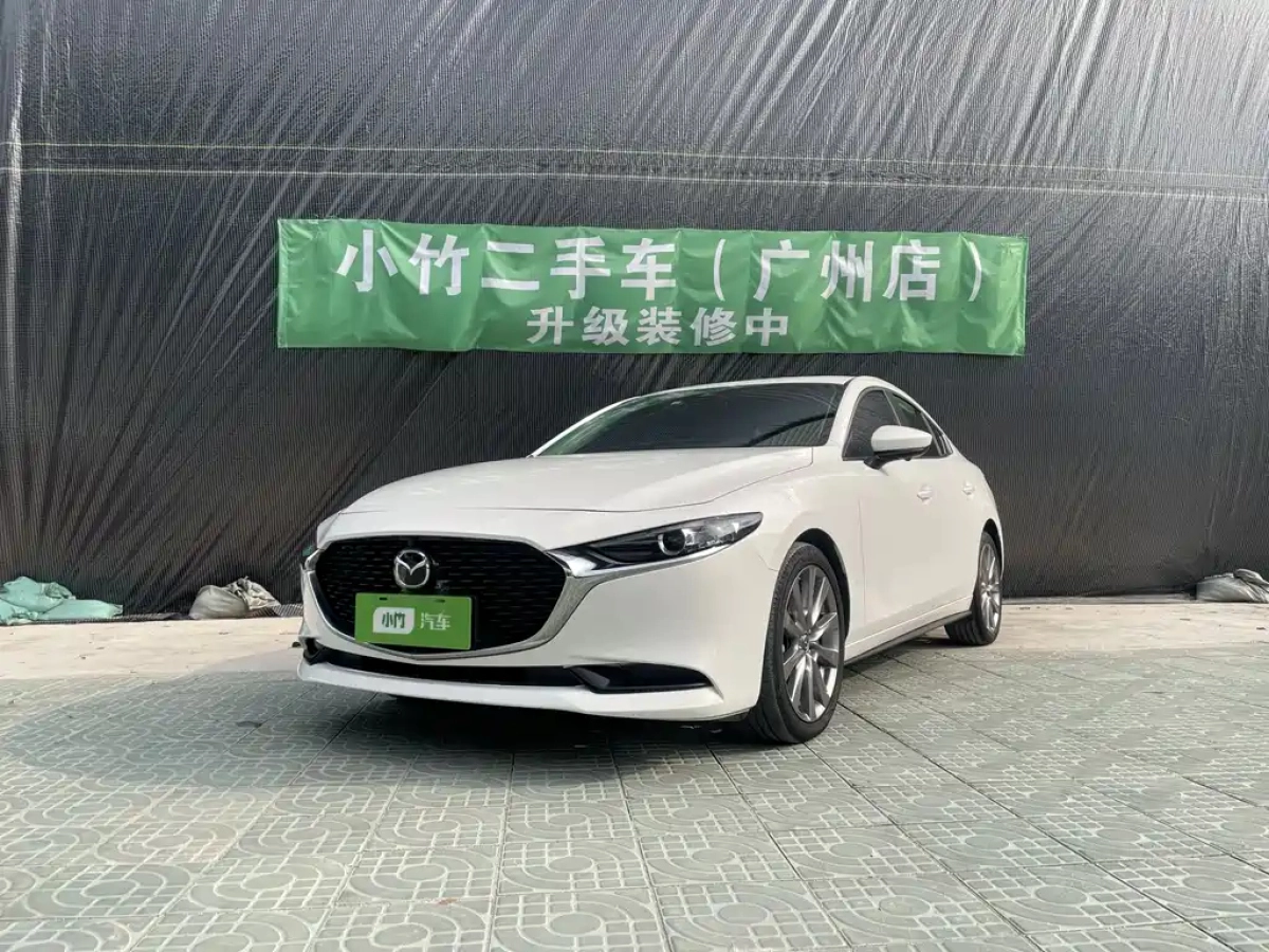MAZDA 3 AXELA  2022