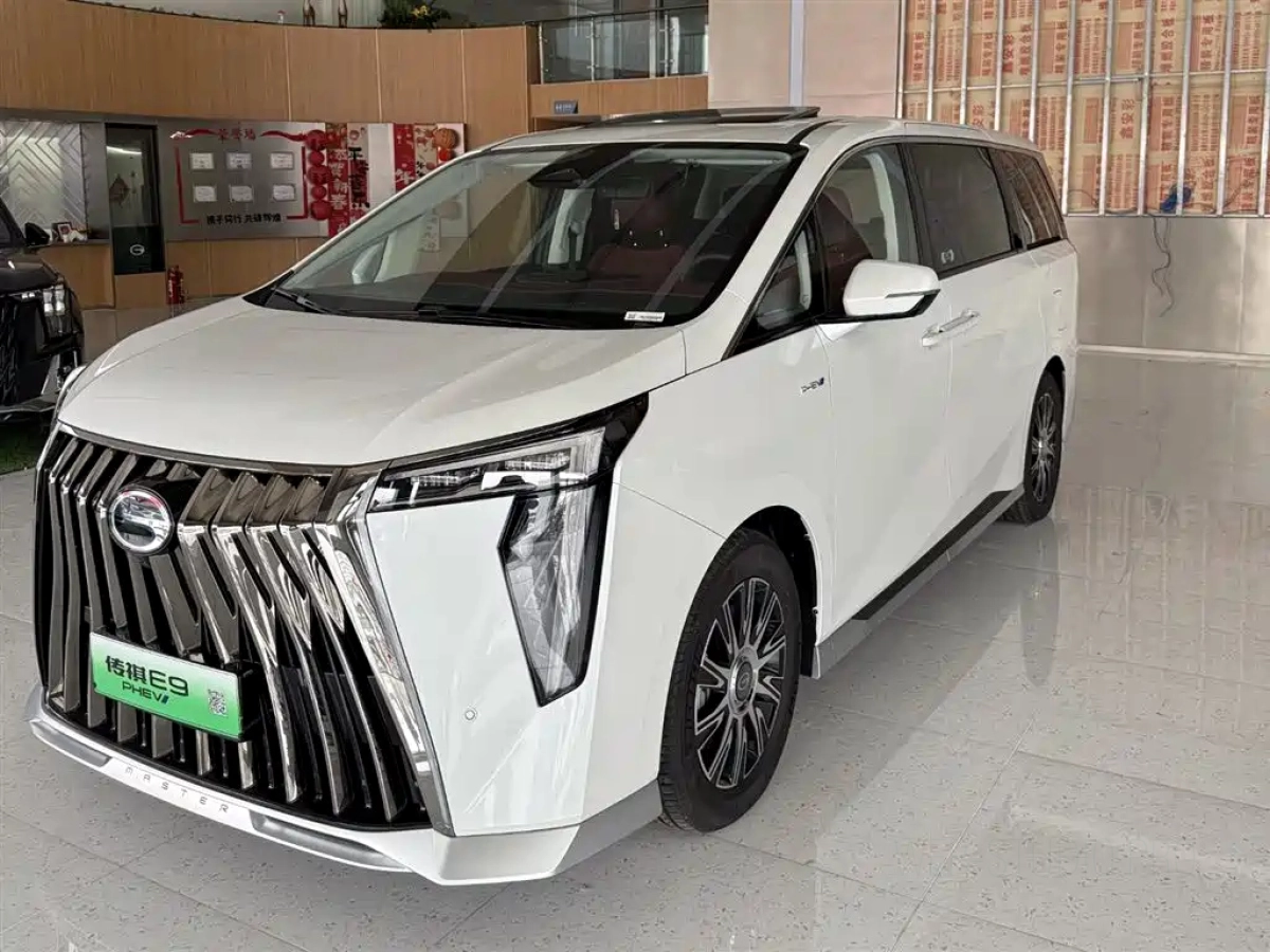 GAC TRUMPCHI TRUMPCHI E9  2025