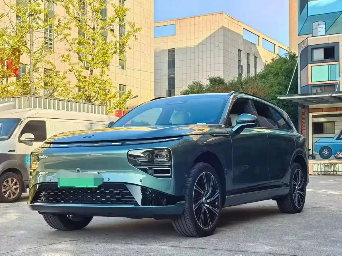 XPENG G9  2023