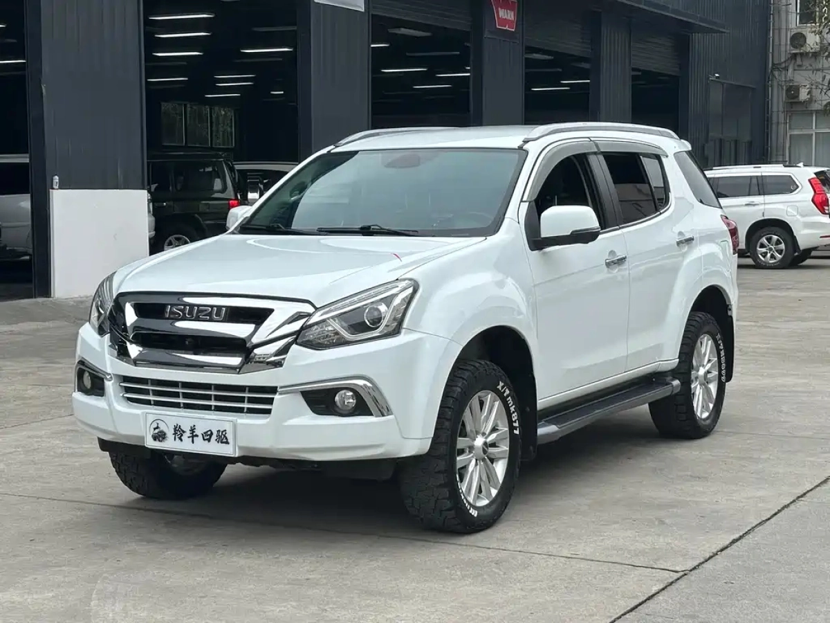 ISUZU MU-X  2021