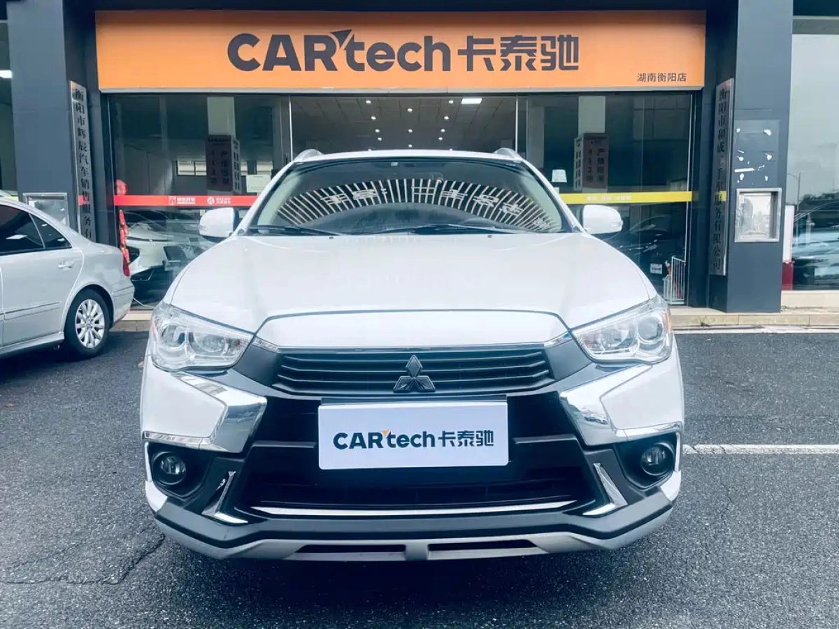 MITSUBISHI ASX  2019