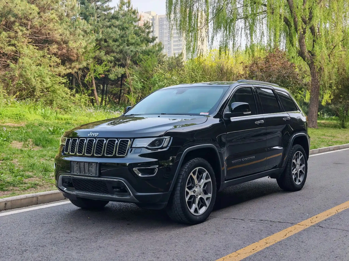 JEEP GRAND CHEROKEE  2021