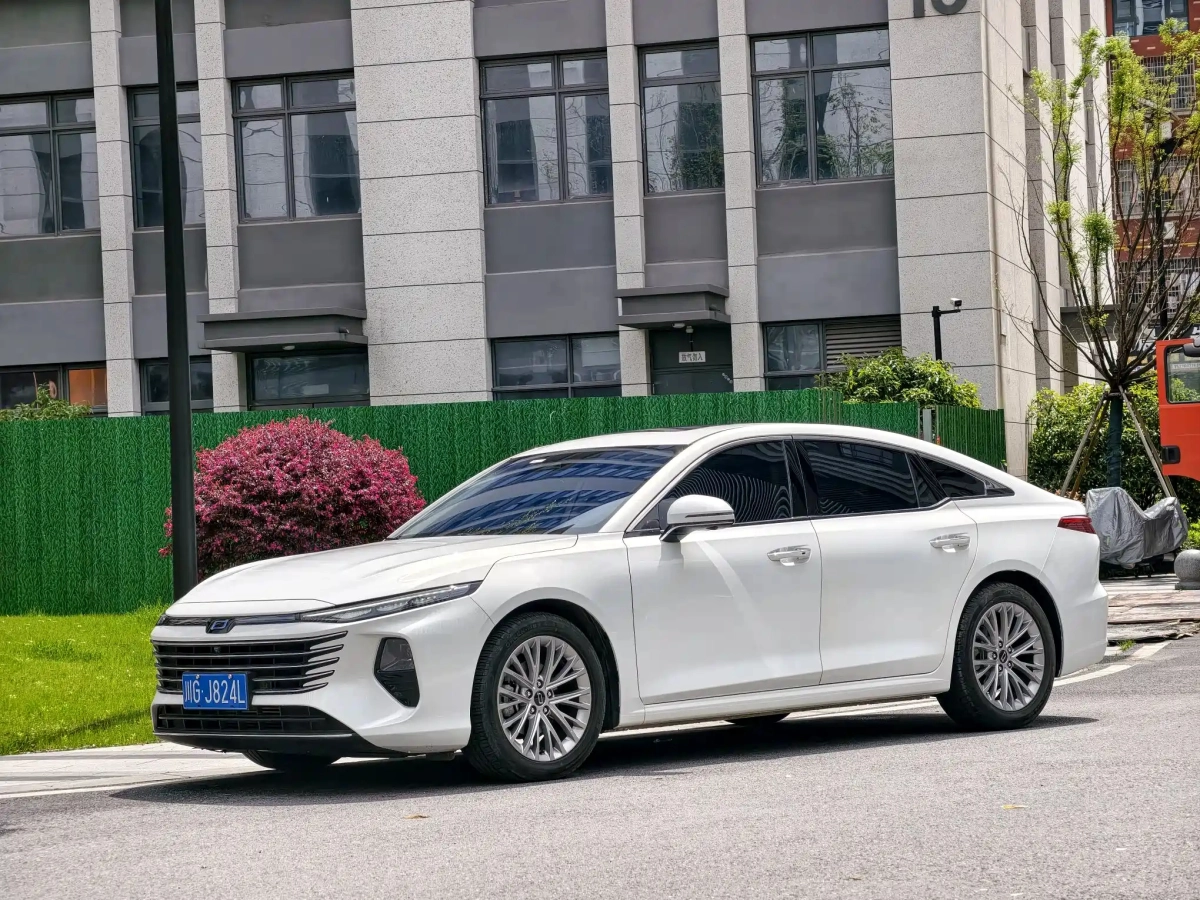 FAW BESTUNE B70  2024