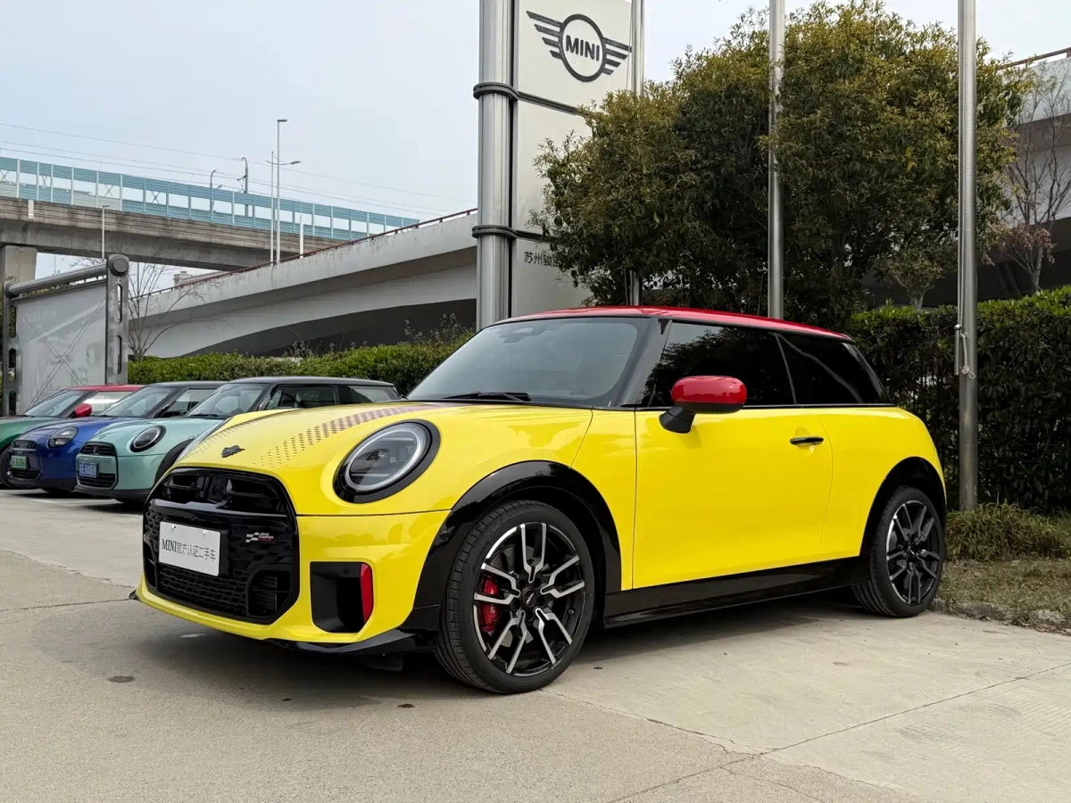 MINI JCW  2026