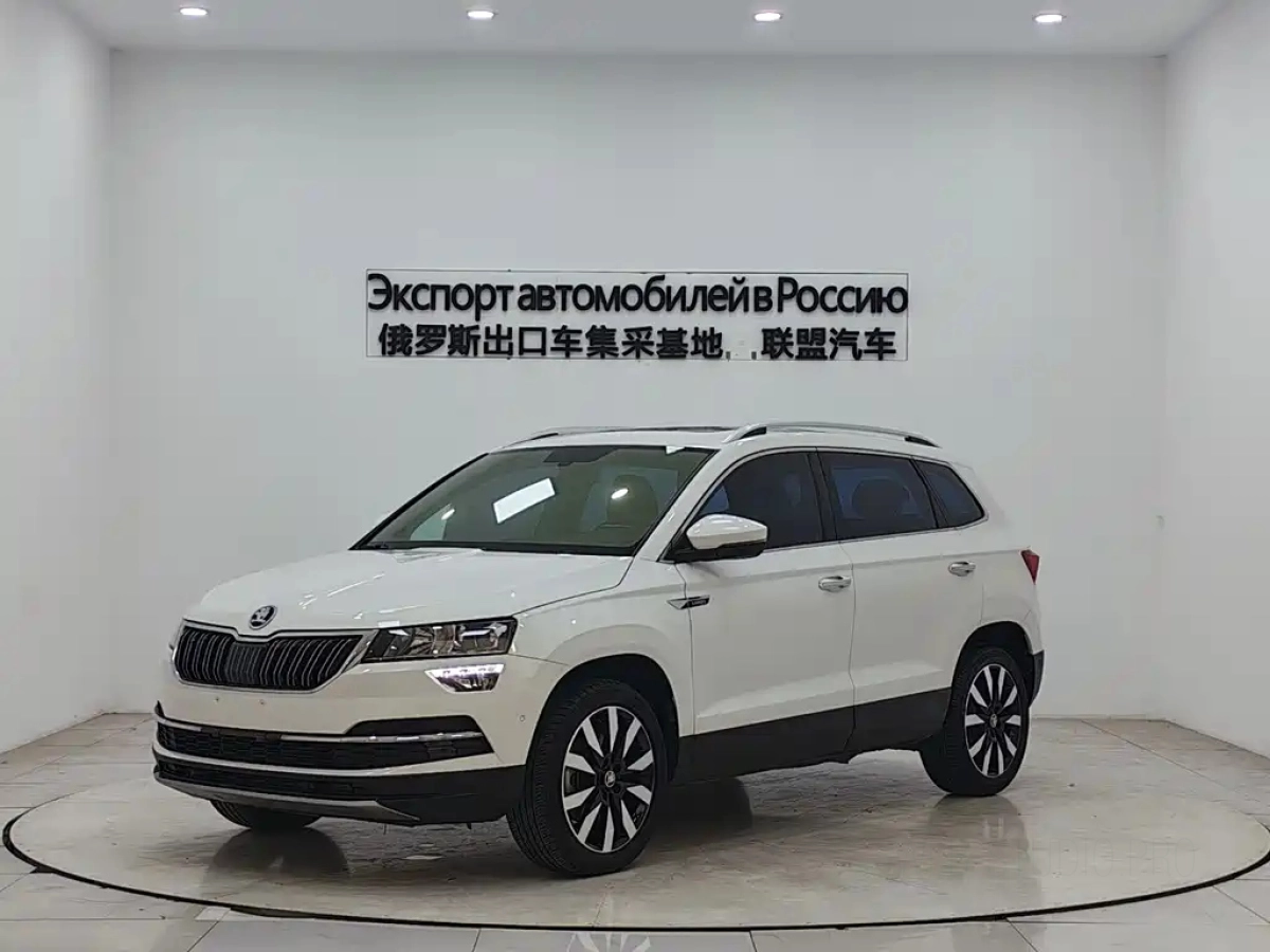 SKODA KAROQ  2021