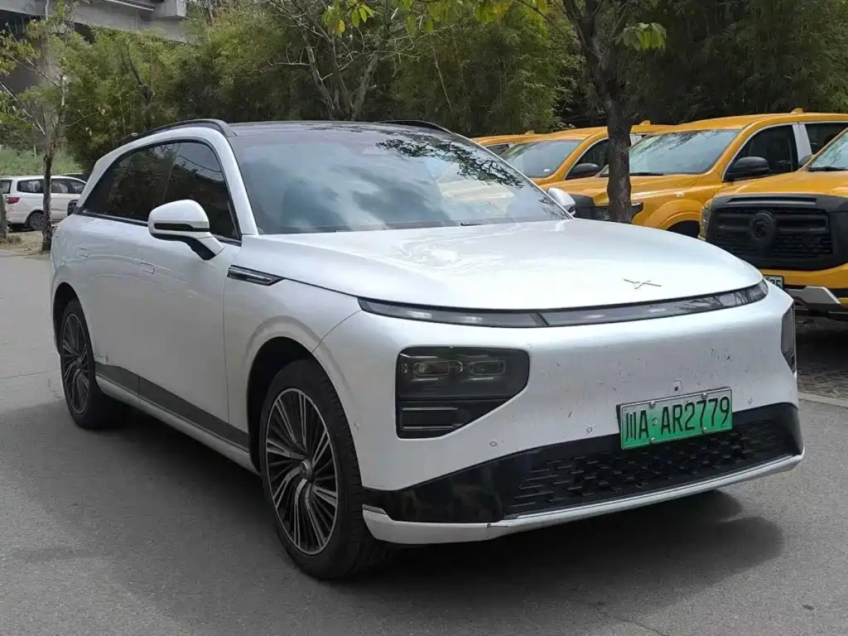 XPENG G9