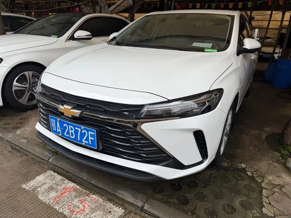 CHEVROLET CRUZE  2023