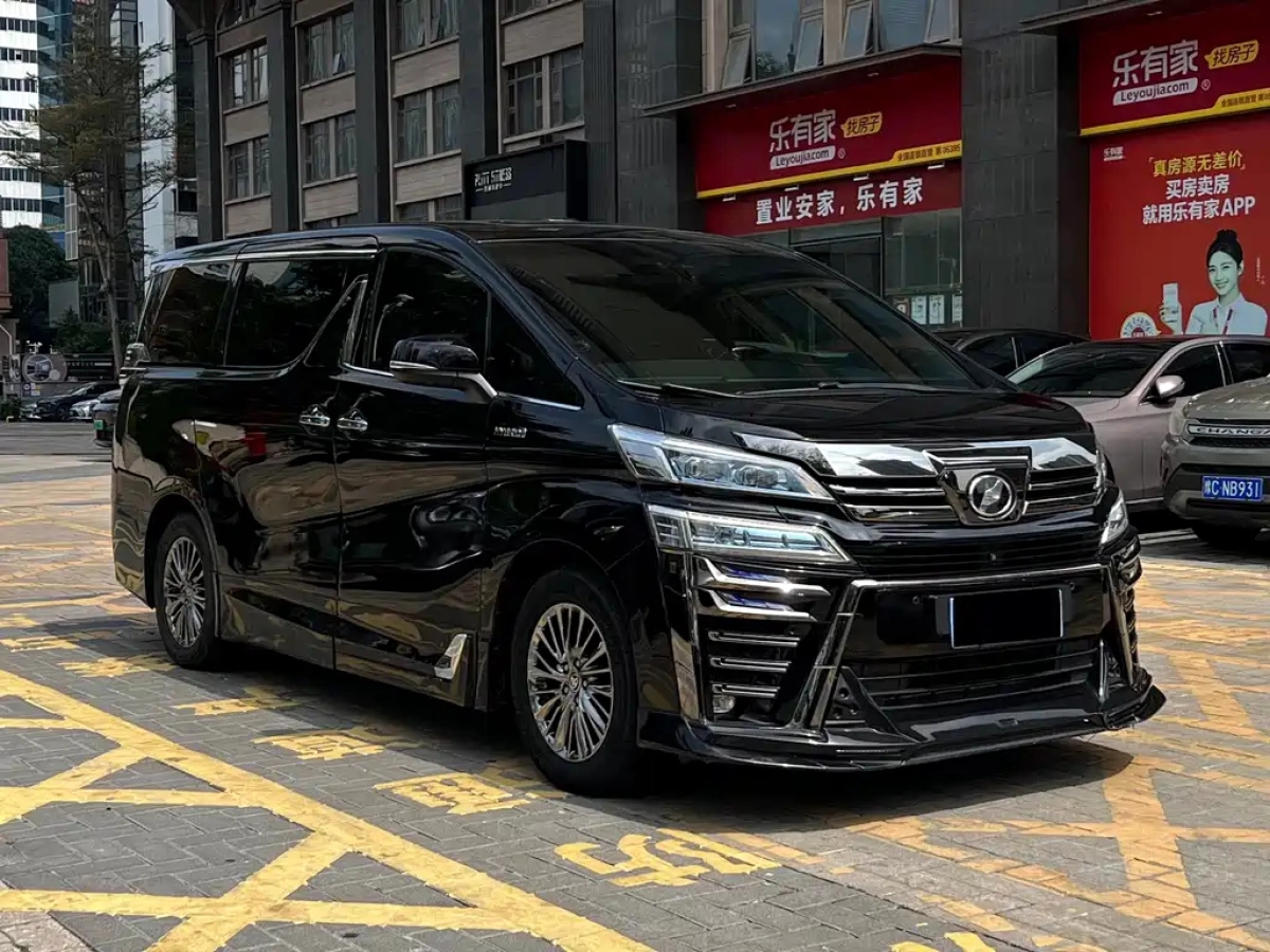 TOYOTA VELLFIRE  2019