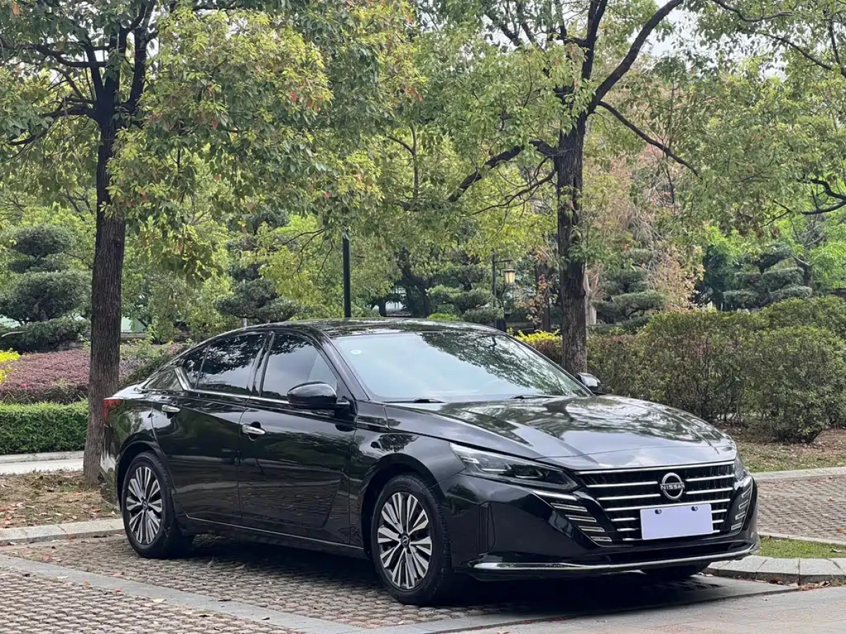 NISSAN TEANA