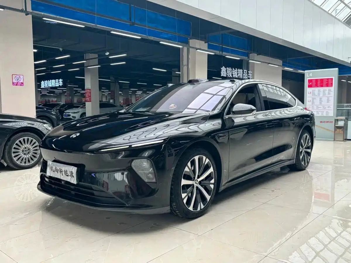 NIO ET7