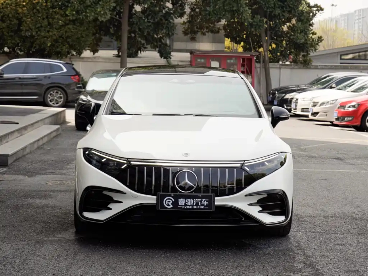 MERCEDES-BENZ EQS AMG