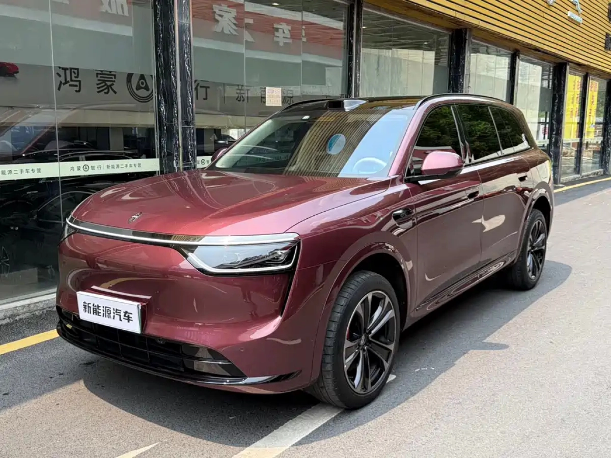 HUAWEI HIMA M8  2025