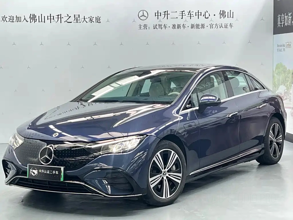 MERCEDES-BENZ EQE  2024