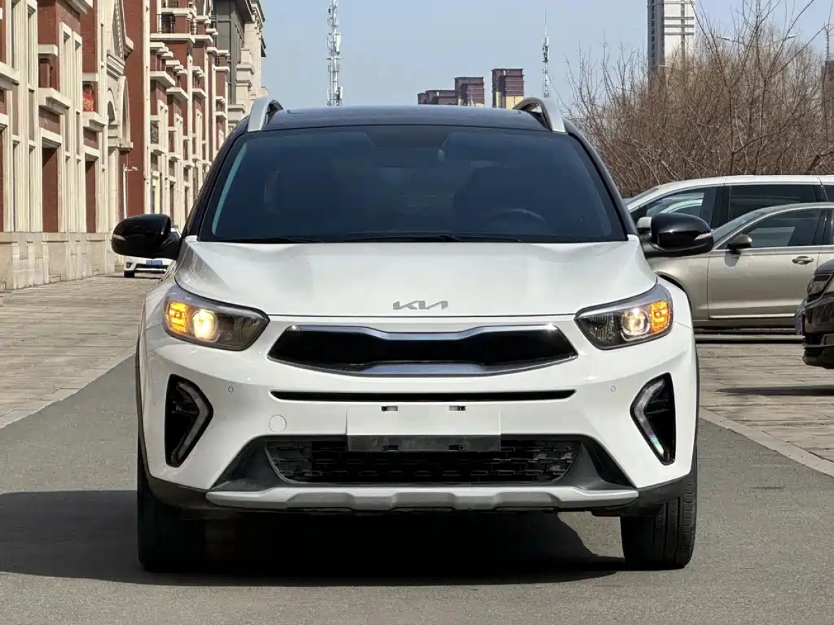 KIA KX1