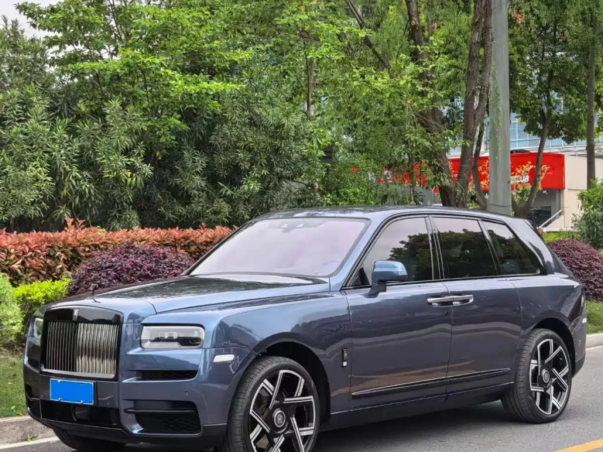 ROLLS ROYCE CULLINAN  2025