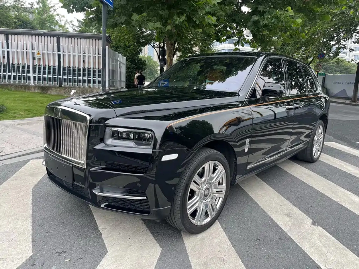 ROLLS ROYCE CULLINAN  2021