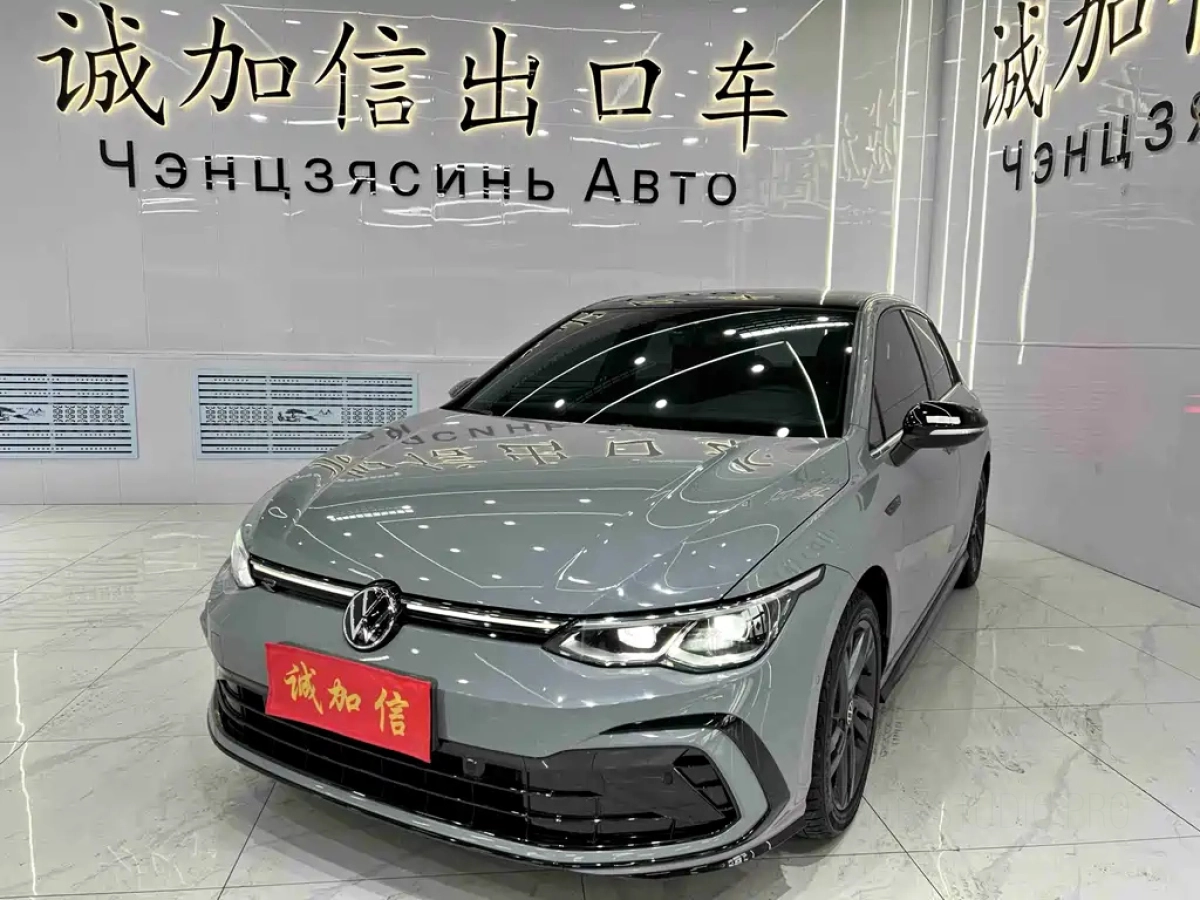 VOLKSWAGEN GOLF  2022