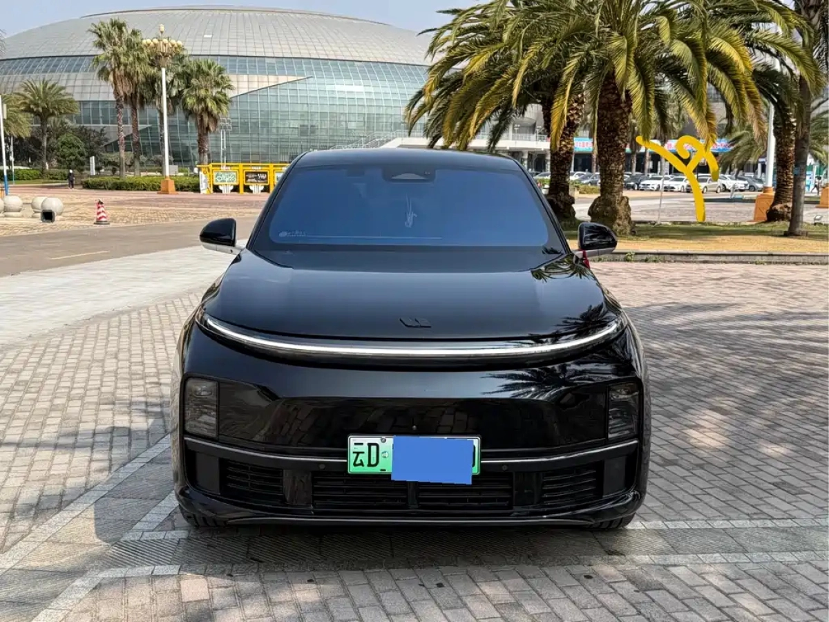 LI AUTO L7  2023