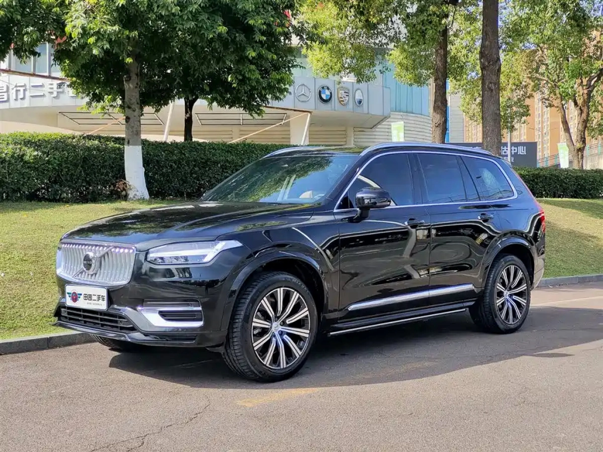 VOLVO XC90  2023