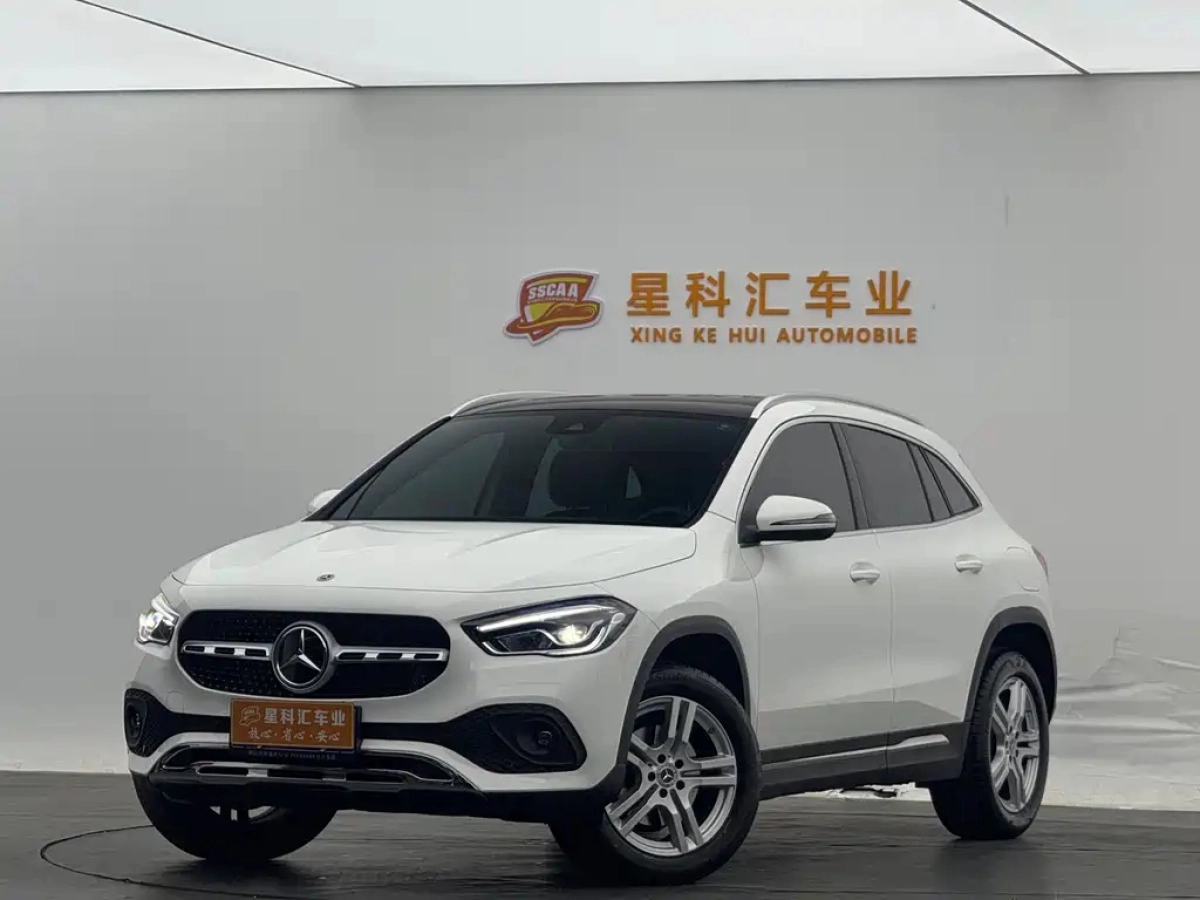 MERCEDES-BENZ GLA  2023