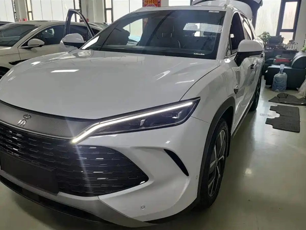 BYD SONG L DM-I  2025