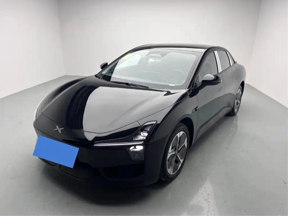 XPENG MONA M03  2025