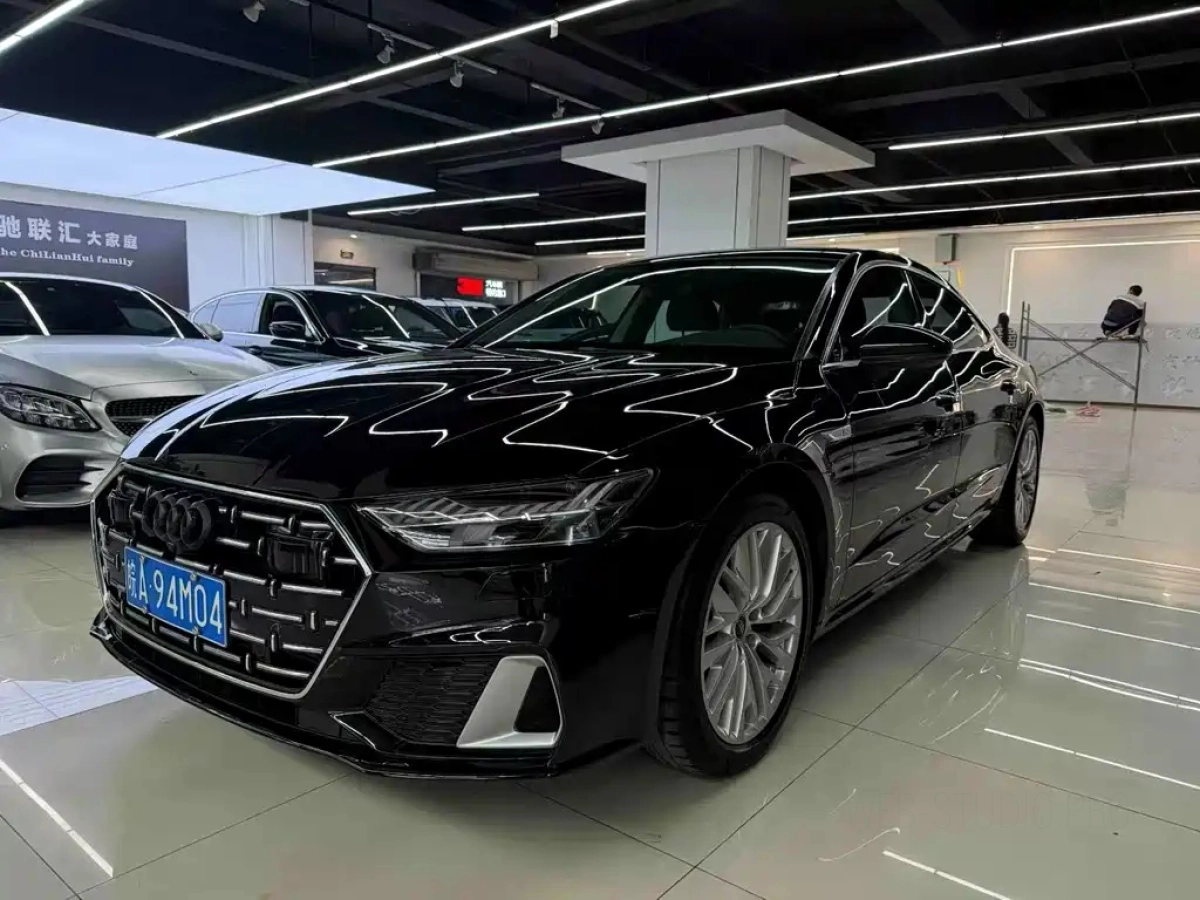 AUDI A7L  2022
