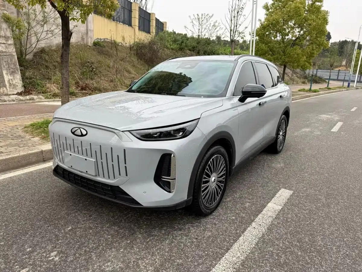 CHERY FULWIN T9  2025