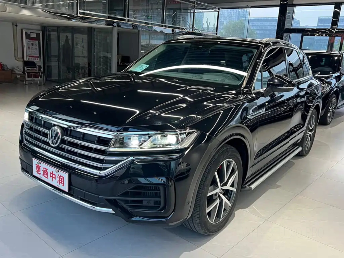 VOLKSWAGEN TOUAREG  2019