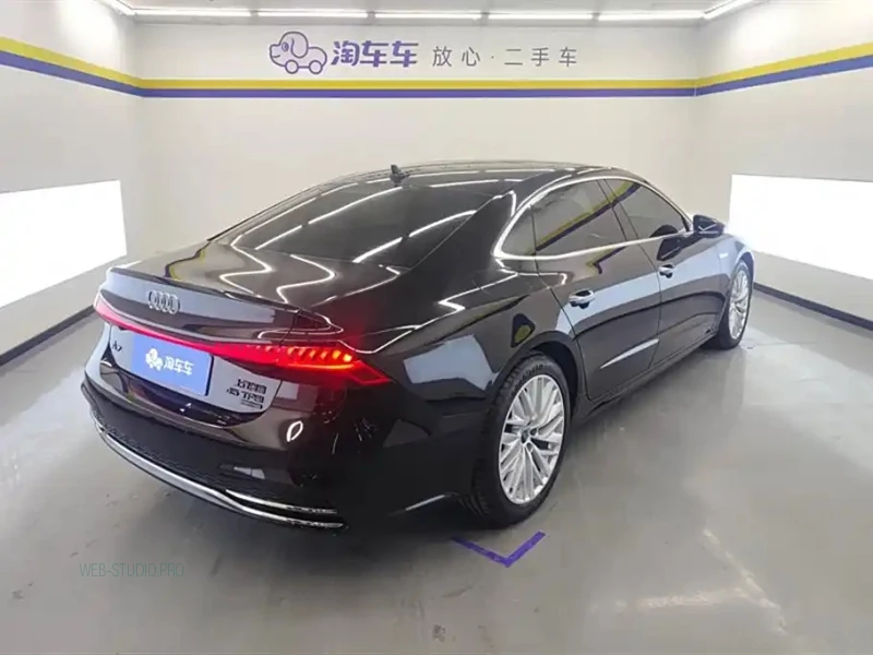 AUDI A7L