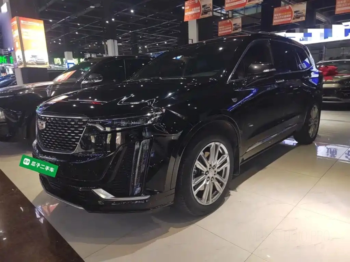 CADILLAC XT6