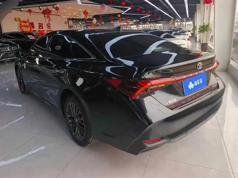 TOYOTA AVALON