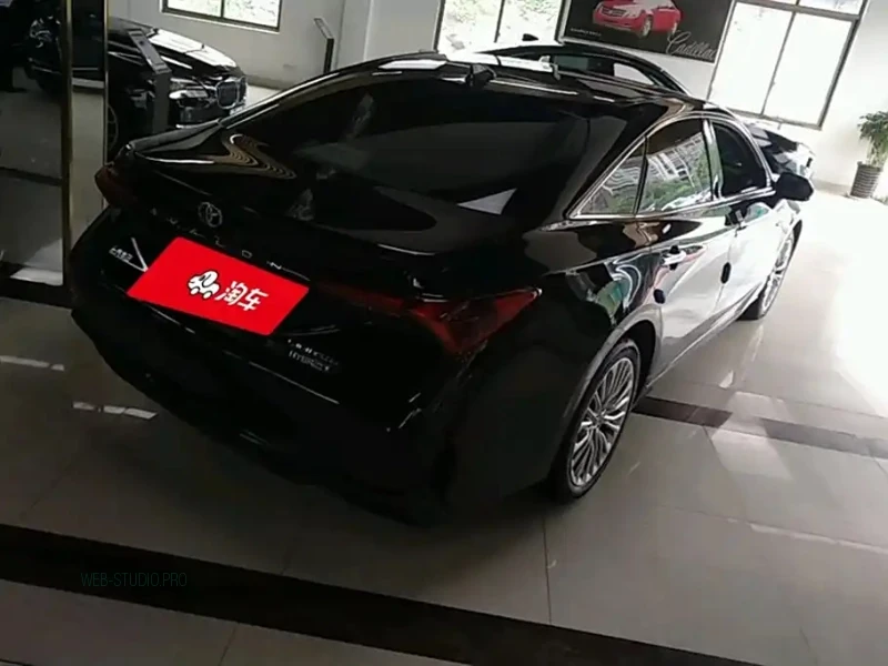 TOYOTA AVALON
