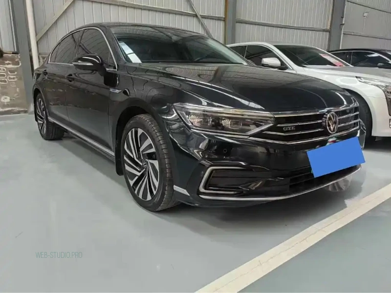 VOLKSWAGEN MAGOTAN GTE PLUG IN HYBRID