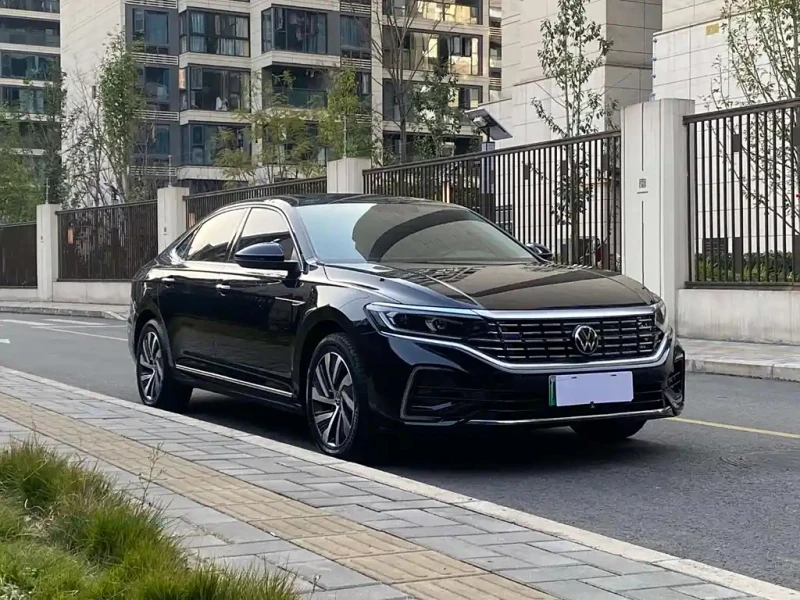 VOLKSWAGEN PASSAT NEW ENERGY