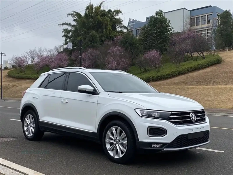 VOLKSWAGEN T-ROC TANGE