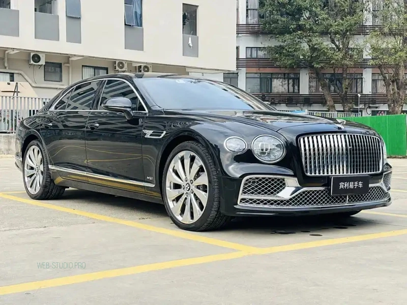 BENTLEY FLYING SPUR