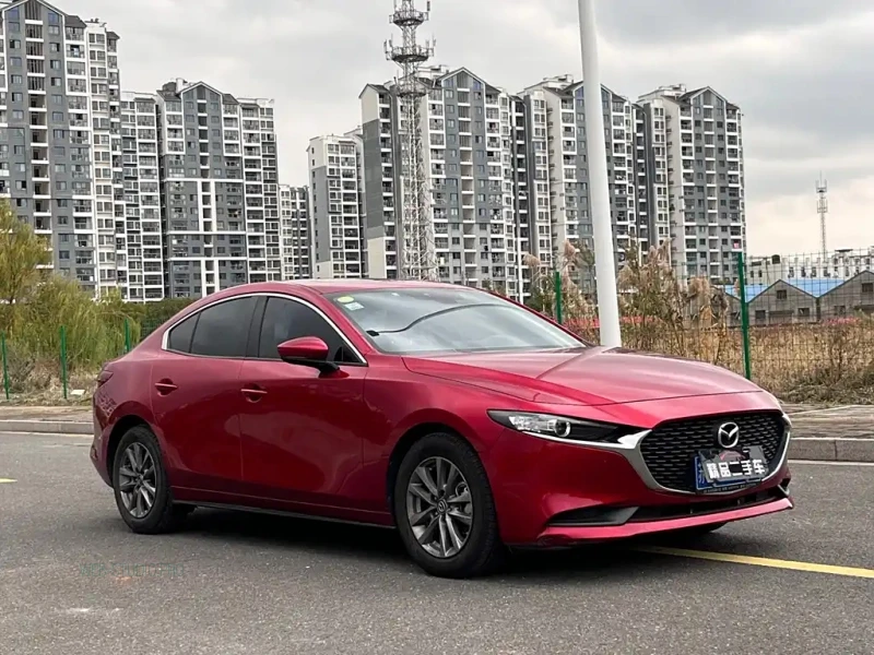 MAZDA 3 AXELA