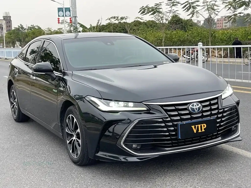TOYOTA AVALON