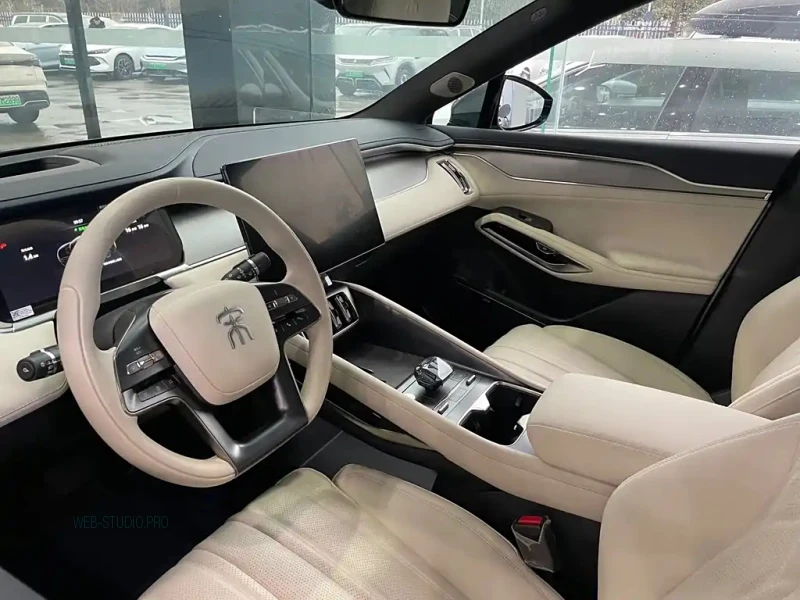 BYD SONG L EV