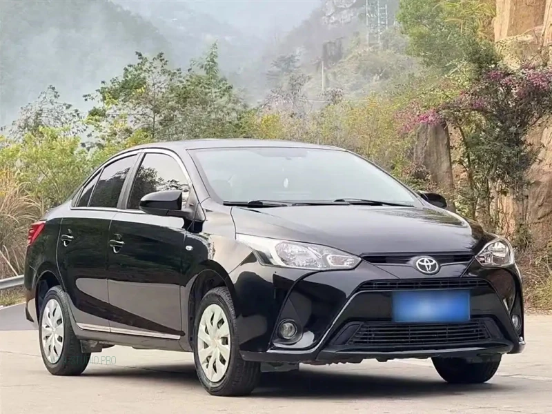 TOYOTA YARIS L ENJOY