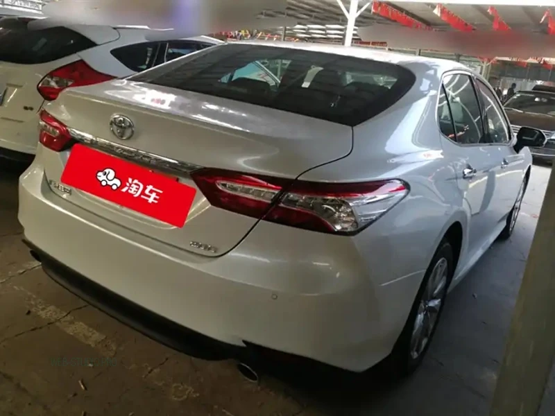 TOYOTA CAMRY