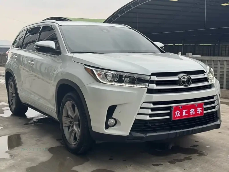 TOYOTA HIGHLANDER