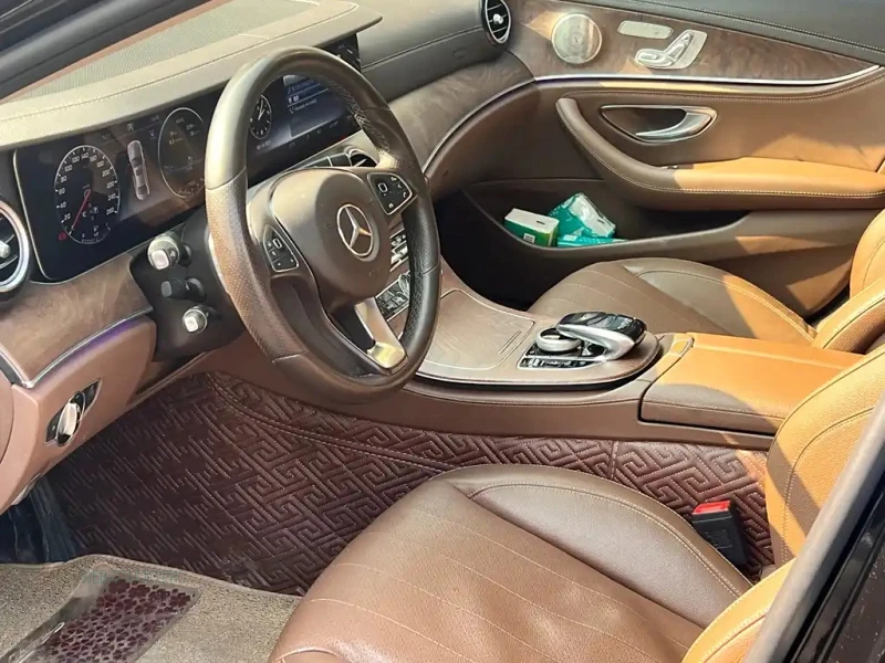 MERCEDES BENZ E-CLASS