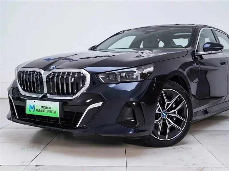 BMW I5