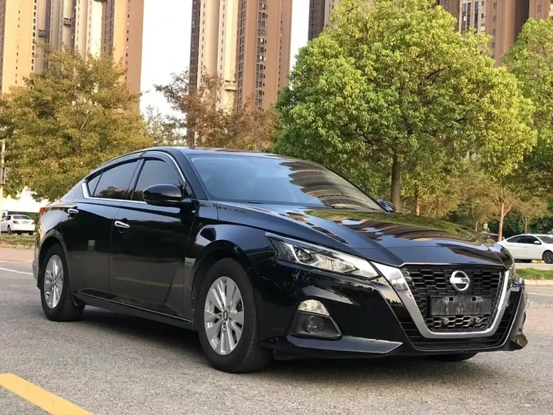 NISSAN TEANA