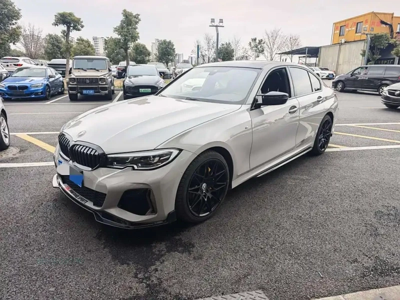 BMW 3-SERIES