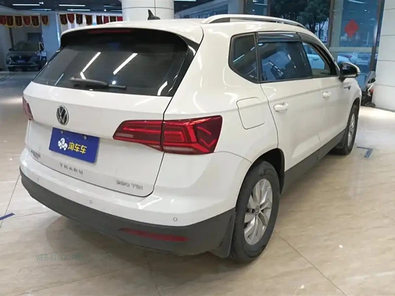 VOLKSWAGEN THARU