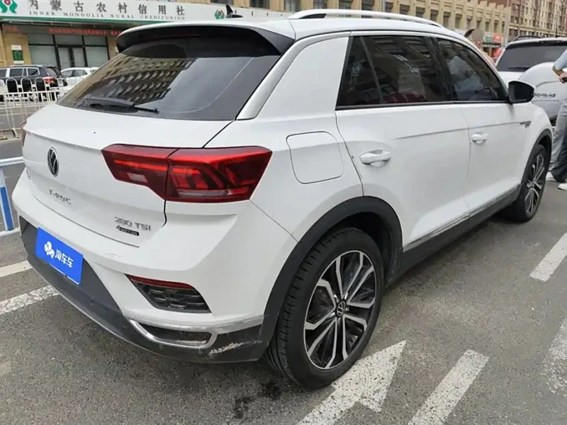 VOLKSWAGEN T-ROC TANGE